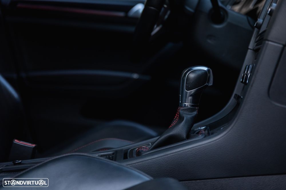 VW Golf 2.0 TSi GTi DSG Performance - 25