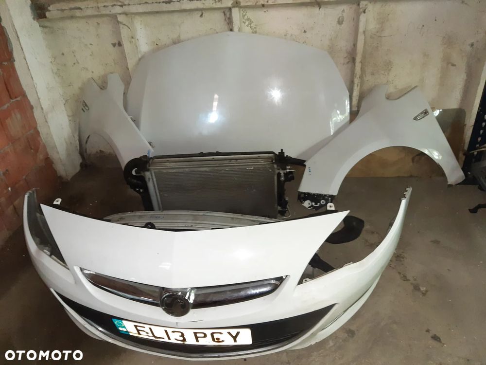Kompletny przod opes Astra J 2012 biały - 2