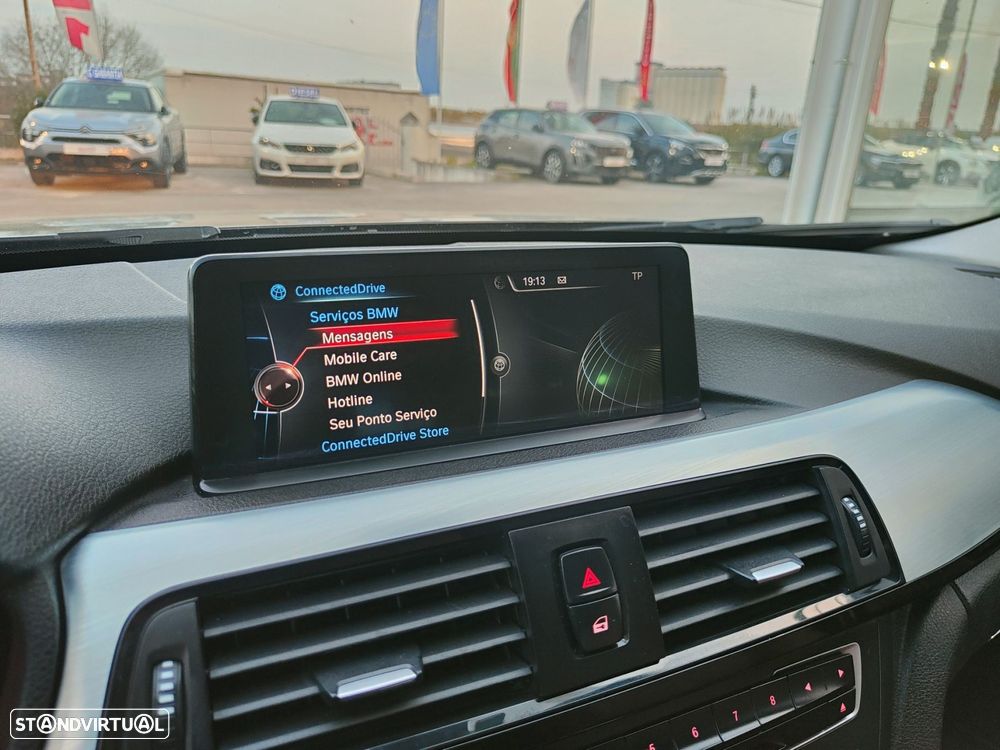 BMW 320 d Auto Line Sport - 53