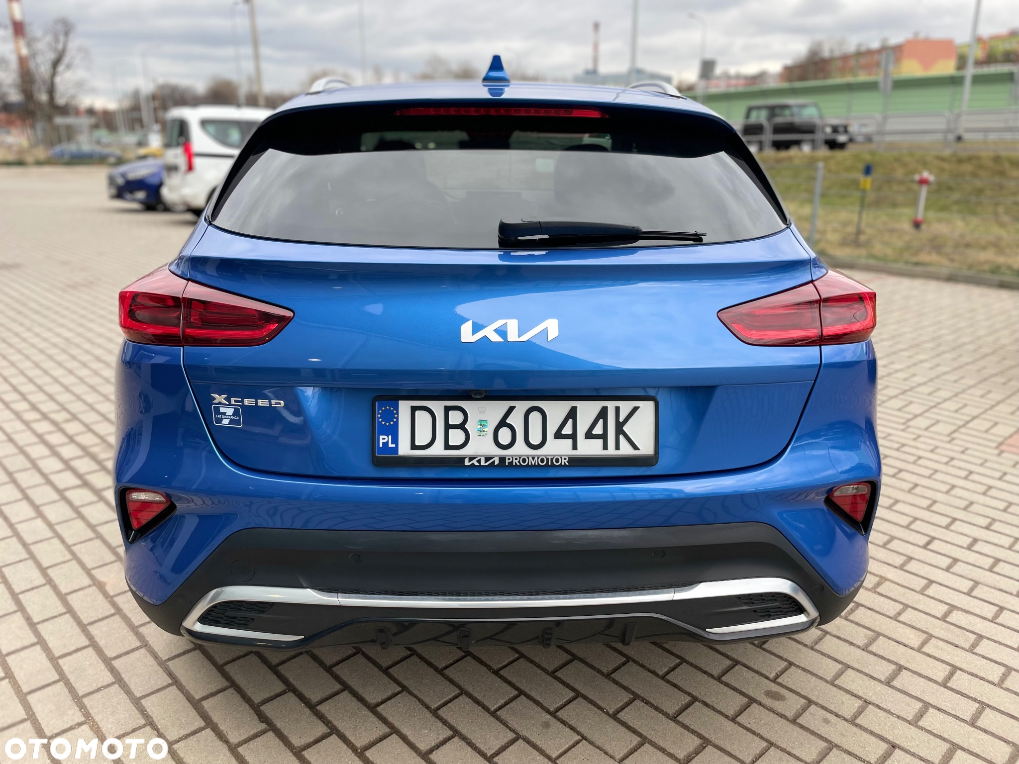 Kia XCeed 1.5 T-GDI Business Line DCT - 4