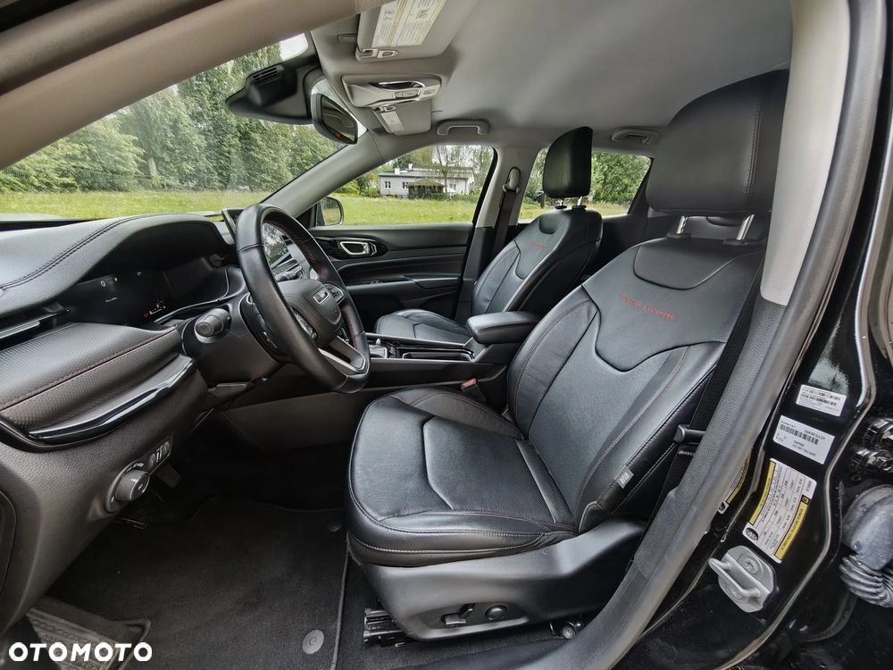 Jeep Compass - 12