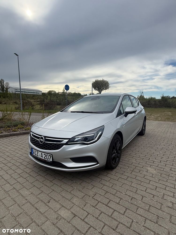 Opel Astra 1.6 CDTI Cosmo - 3