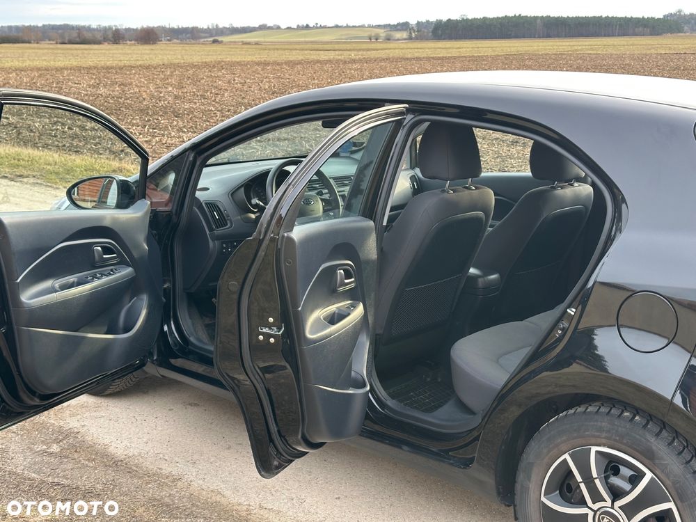 Kia Rio - 20