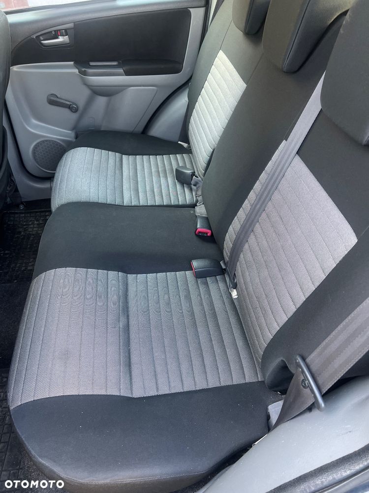 Suzuki SX4 - 9