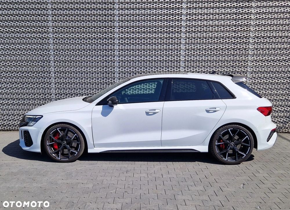 Audi RS3 Sportback TFSI Quattro S tronic - 3