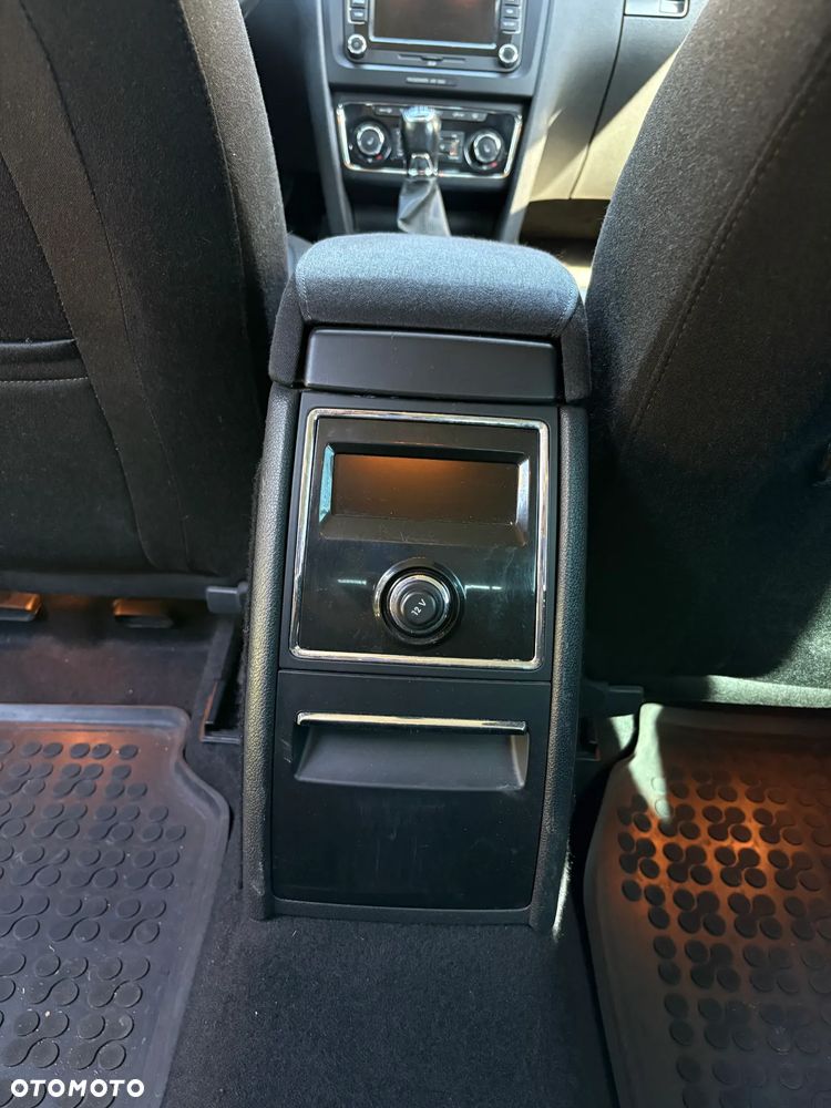 Skoda Superb 2.0 TDI Elegance - 10