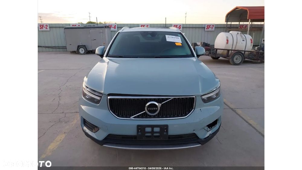 Volvo XC 40 T5 AWD Momentum - 3