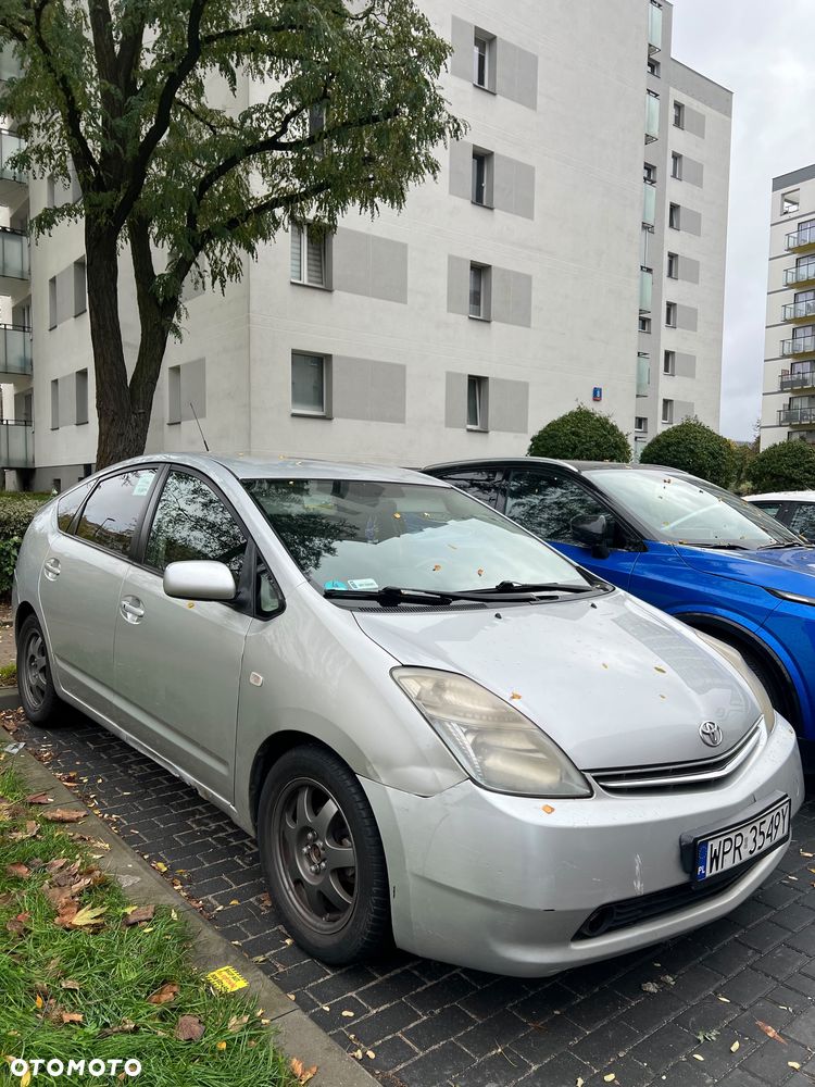 Toyota Prius - 7