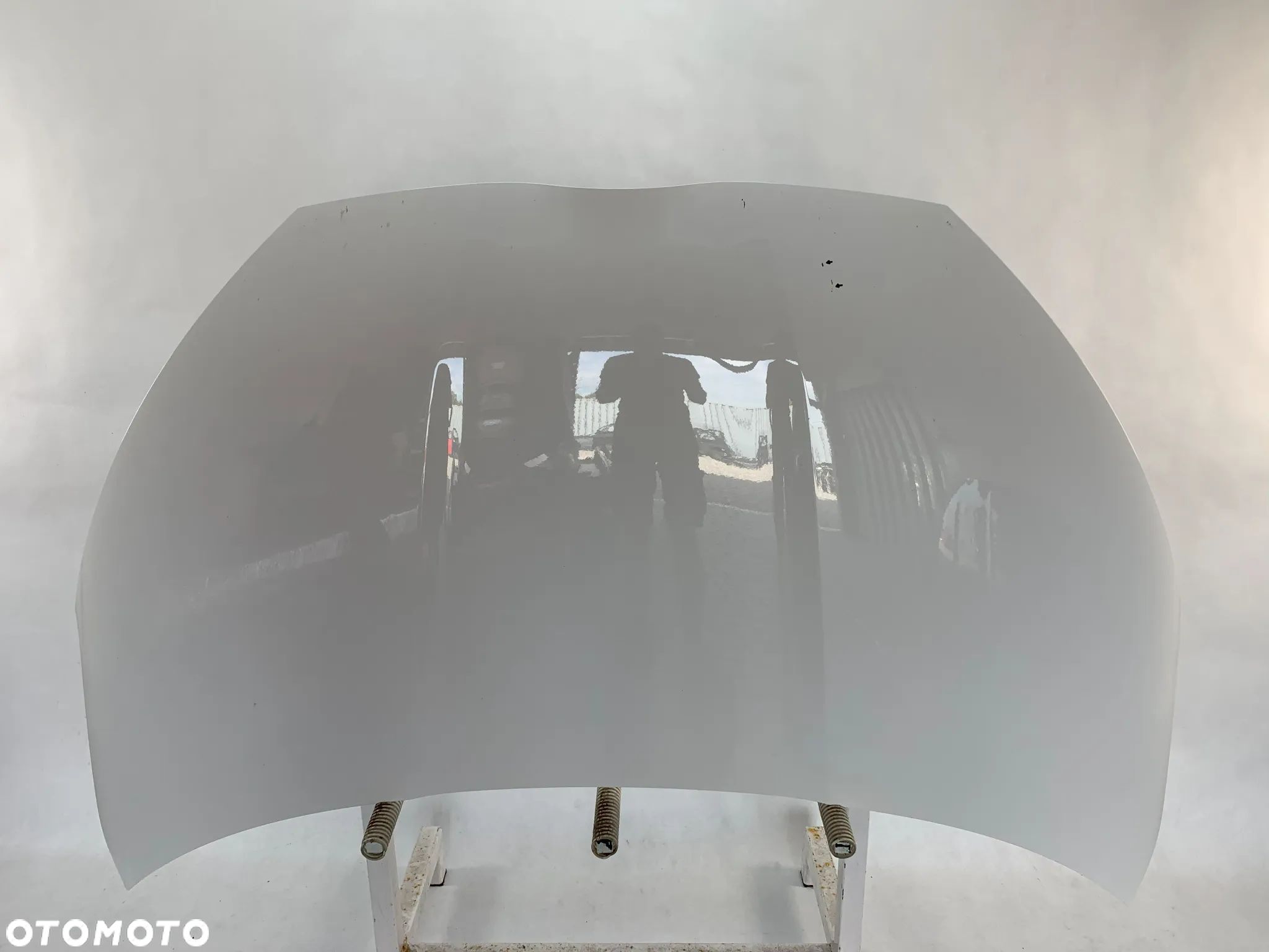 Toyota Yaris 4 IV 20r Maska pokrywa silnika 2020 - 1