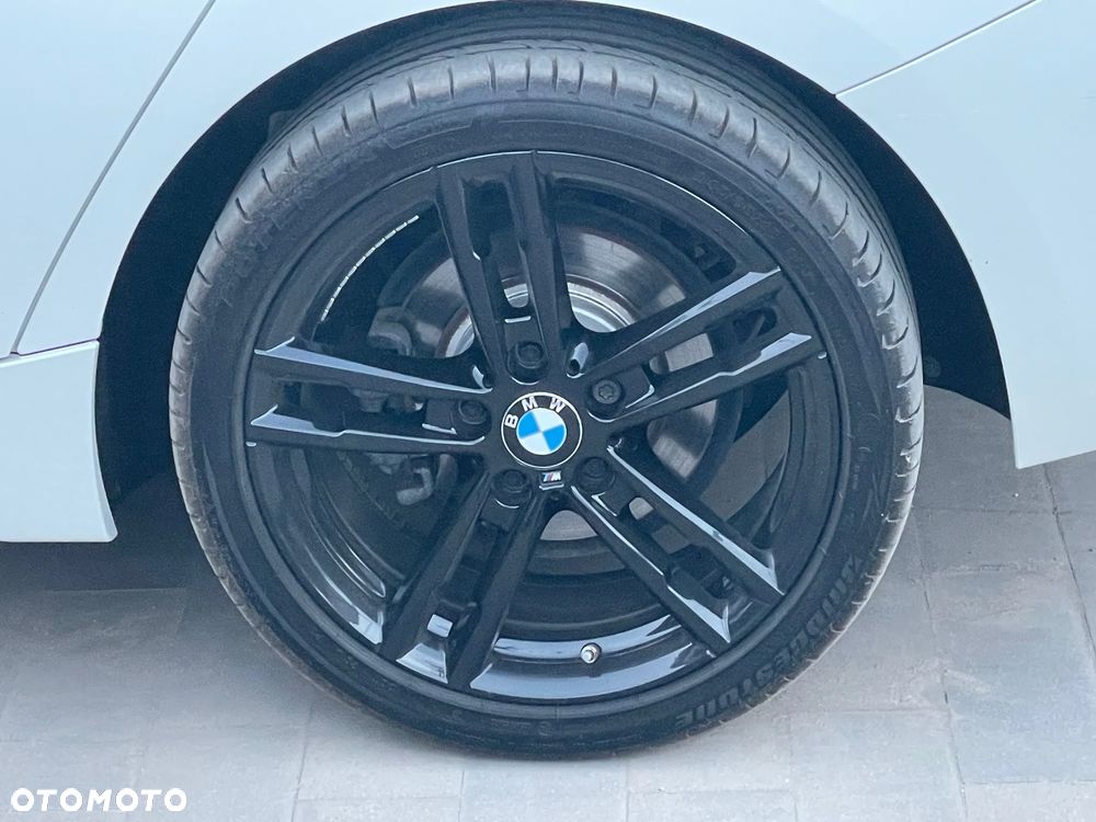 BMW Seria 1 118i M Sport Shadow - 25