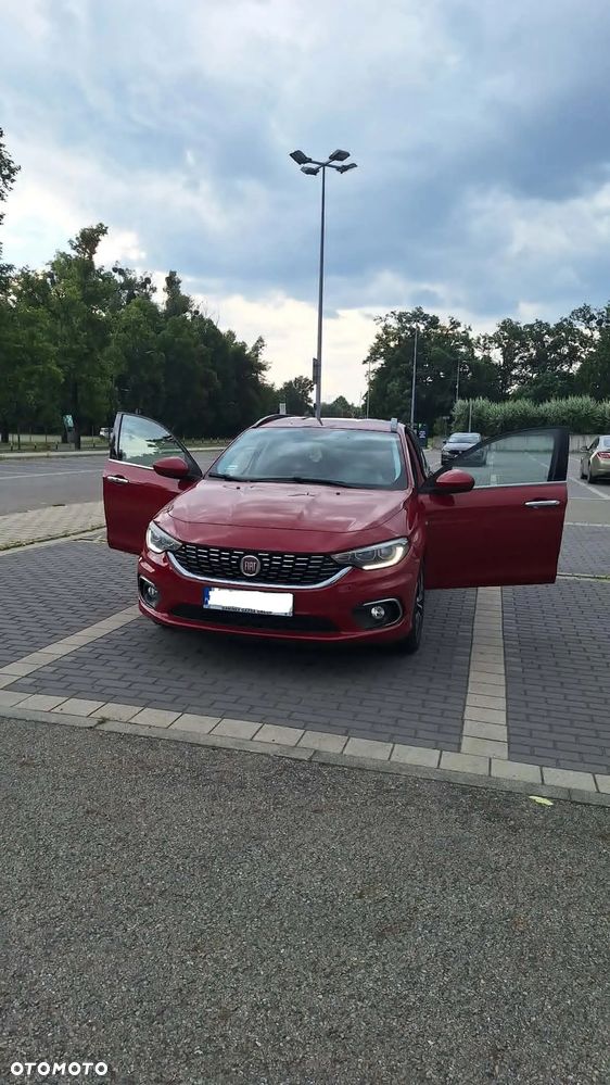 Fiat Tipo 1.4 T-Jet 16v Lounge - 2