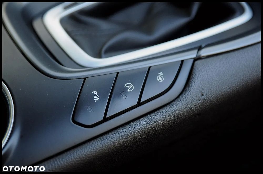Ford Mondeo - 29