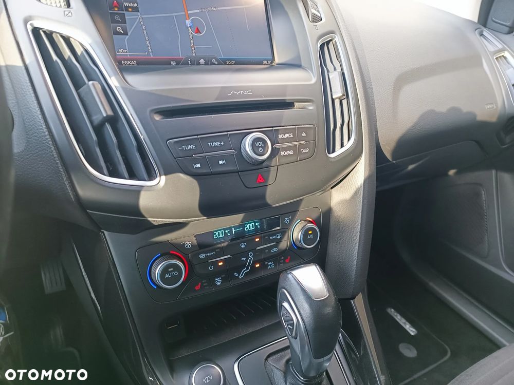 Ford Focus 1.5 EcoBoost Start-Stopp-System TITANIUM - 22