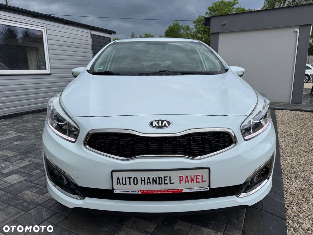 Kia Ceed 1.4 CVVT ISG Dream-Team Edition - 2