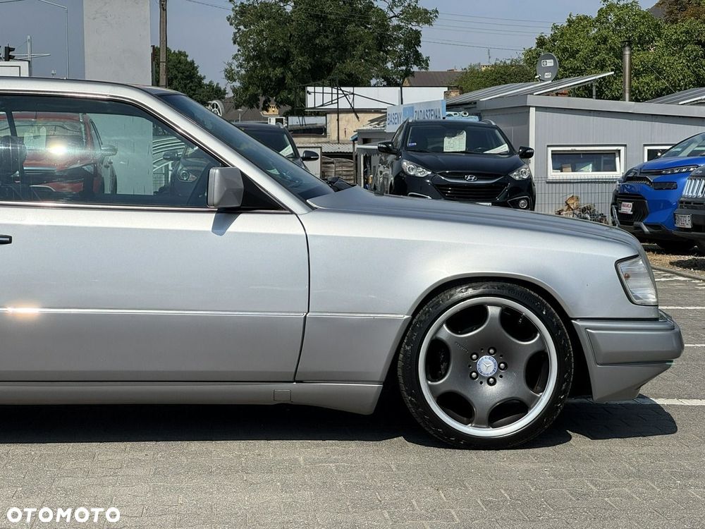 Mercedes-Benz W124 (1984-1993) - 14