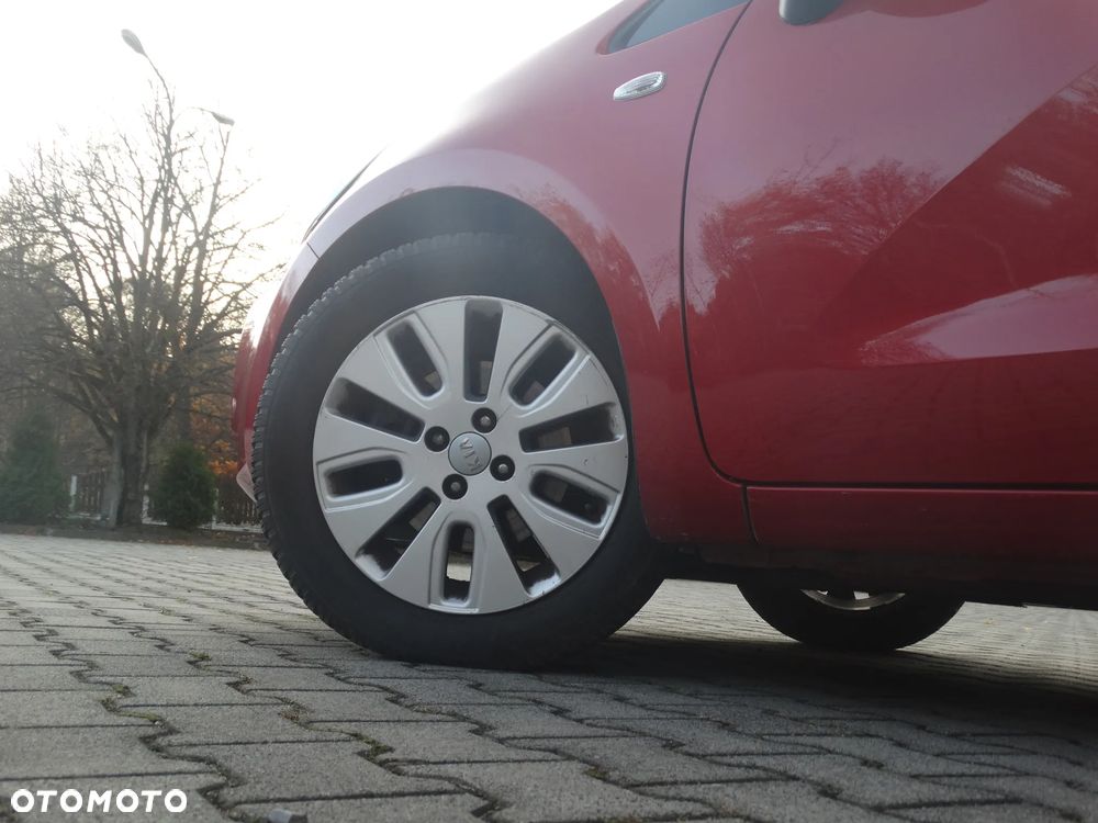 Kia Rio - 15