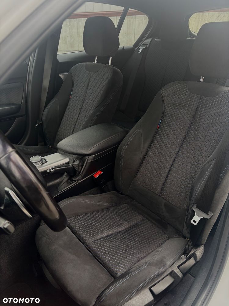 BMW Seria 1 125d - 24