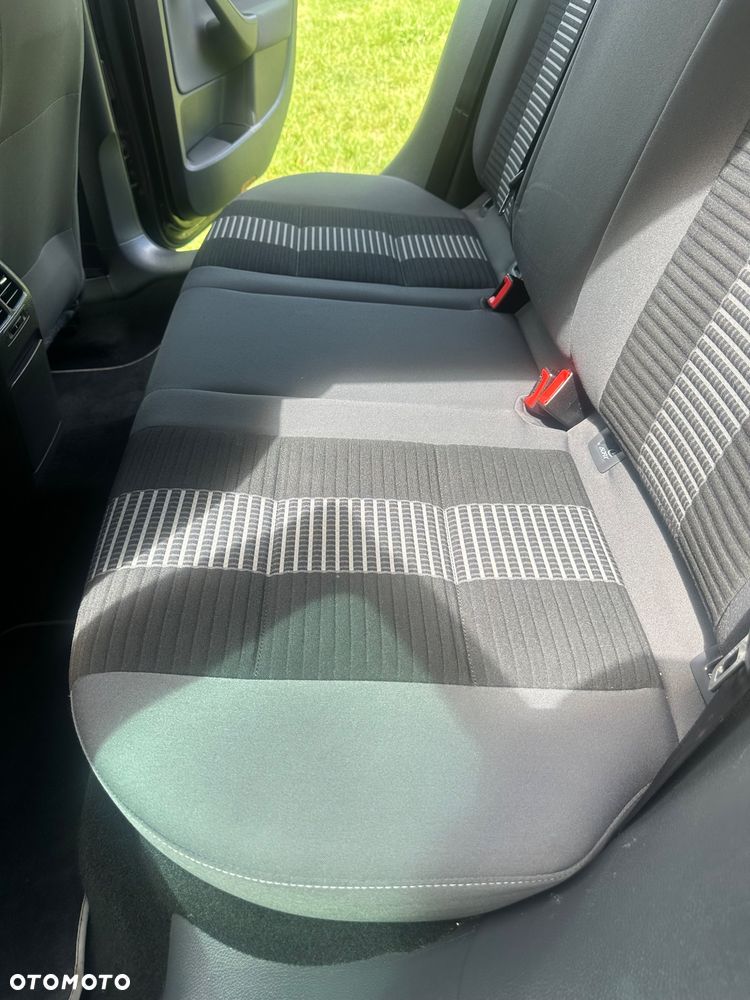 Volkswagen Golf 1.6 United - 34