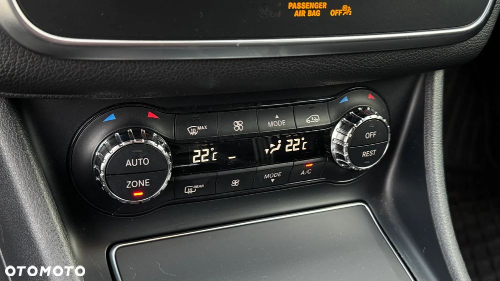 Mercedes-Benz Klasa A 180 (BlueEFFICIENCY) 7G-DCT AMG Sport - 18