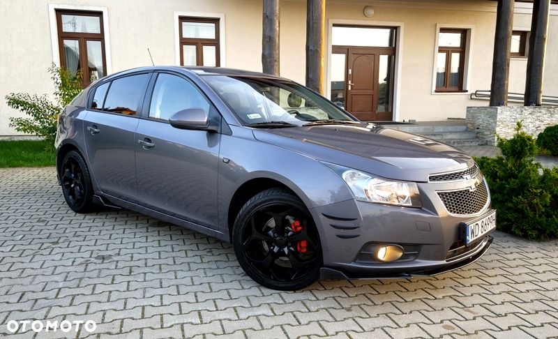 Chevrolet Cruze - 29