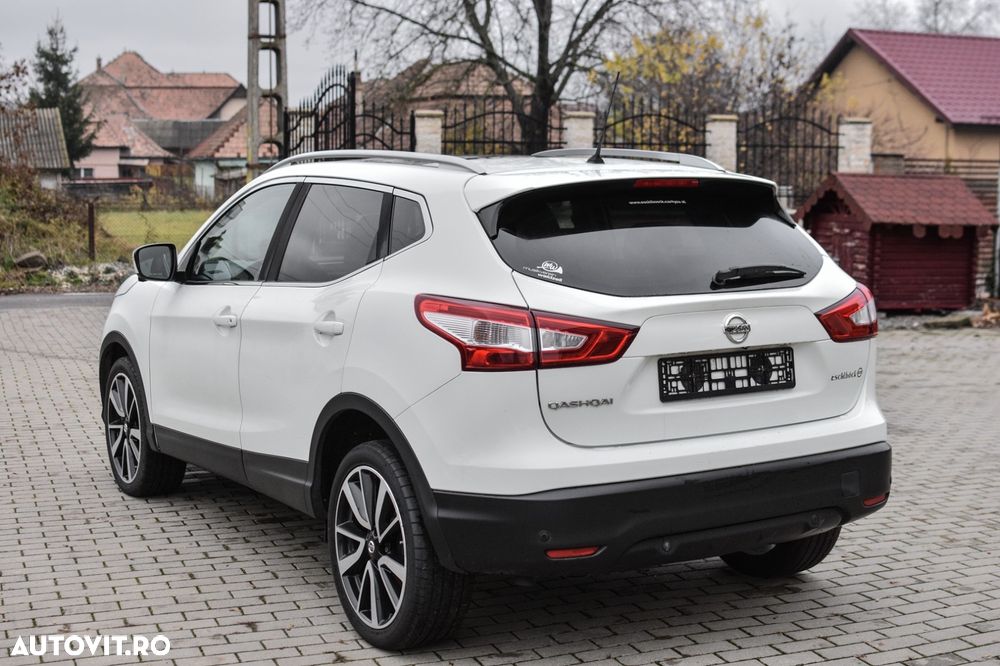 Nissan Qashqai 1.6 DCI ALL-MODE 4x4i TEKNA+ - 9