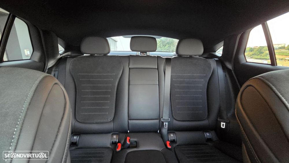 Mercedes-Benz GLC 300 de Coupe 4Matic - 8