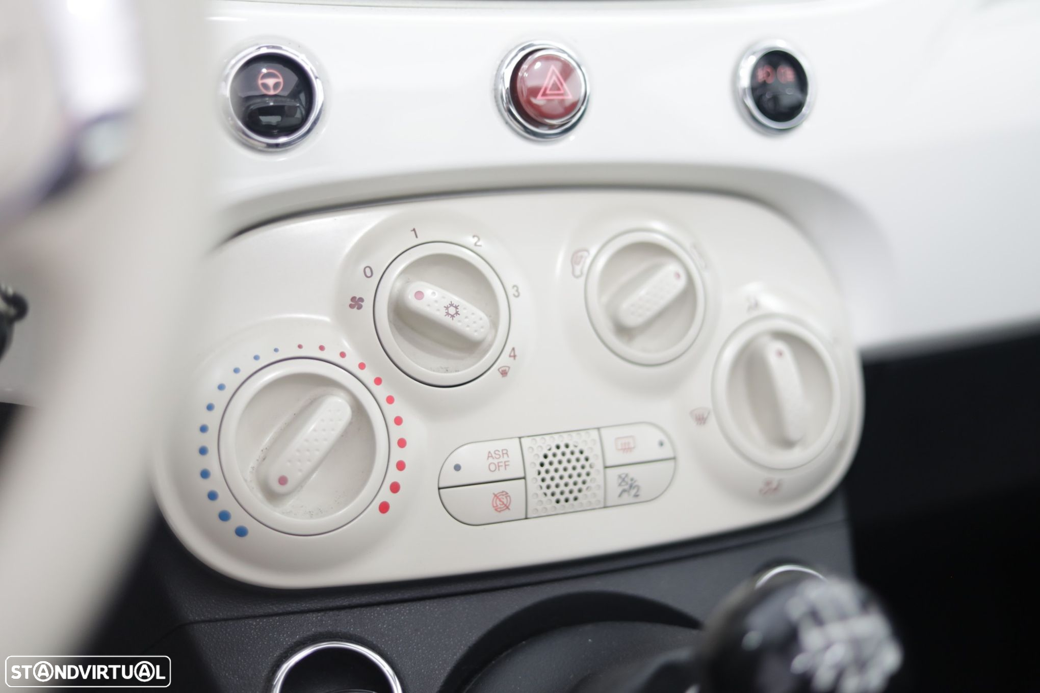 Fiat 500C 1.0 Hybrid Lounge - 9