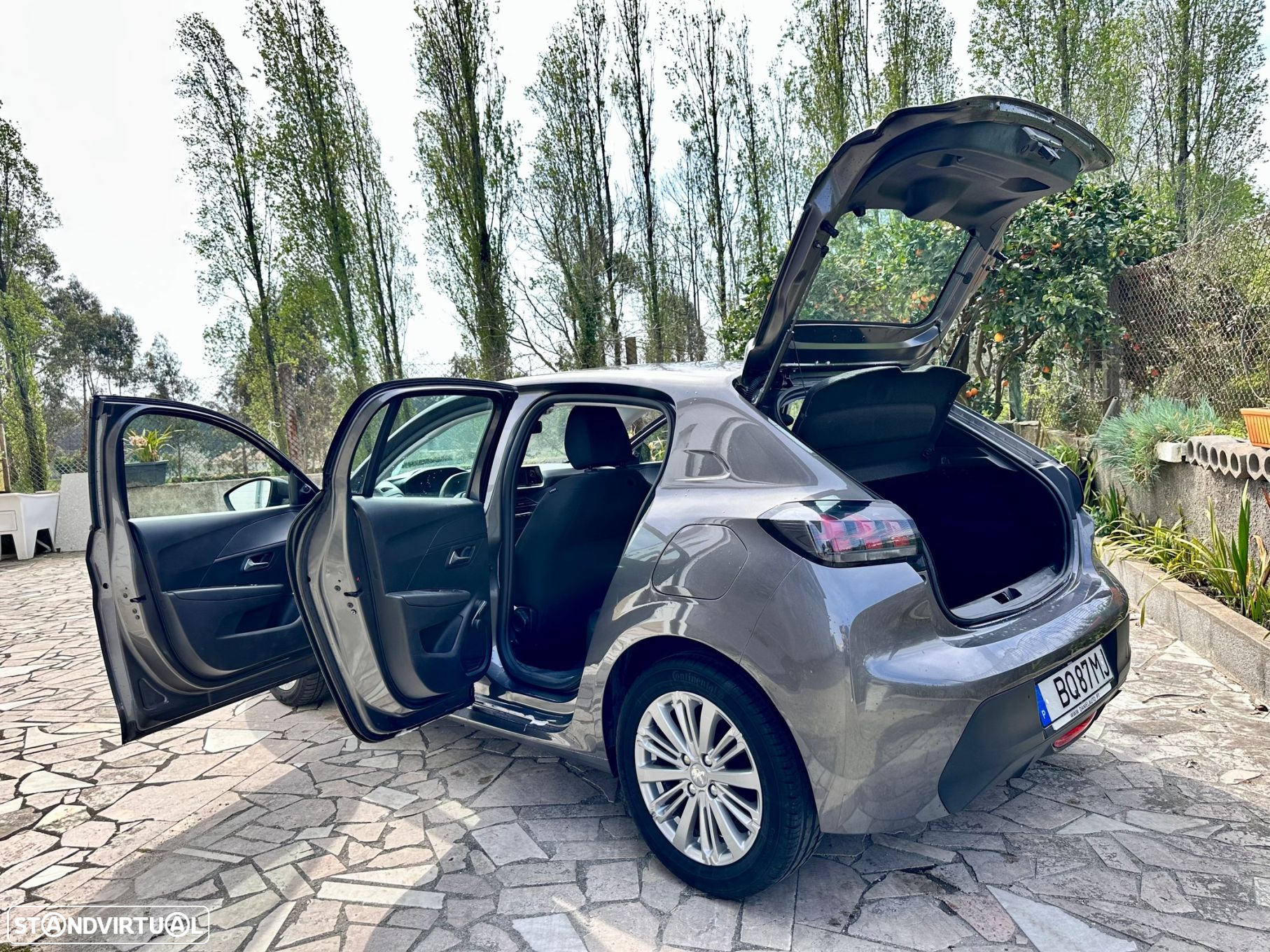 Peugeot 208 1.2 PureTech Like - 8