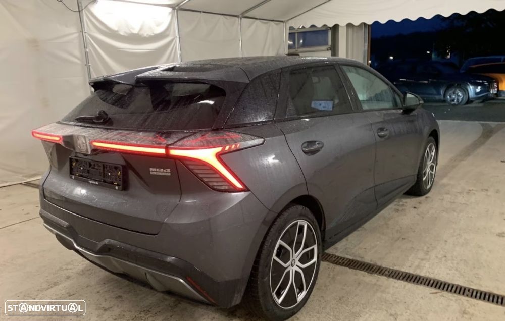 MG MG4 4 Luxury 64 kWh - 2