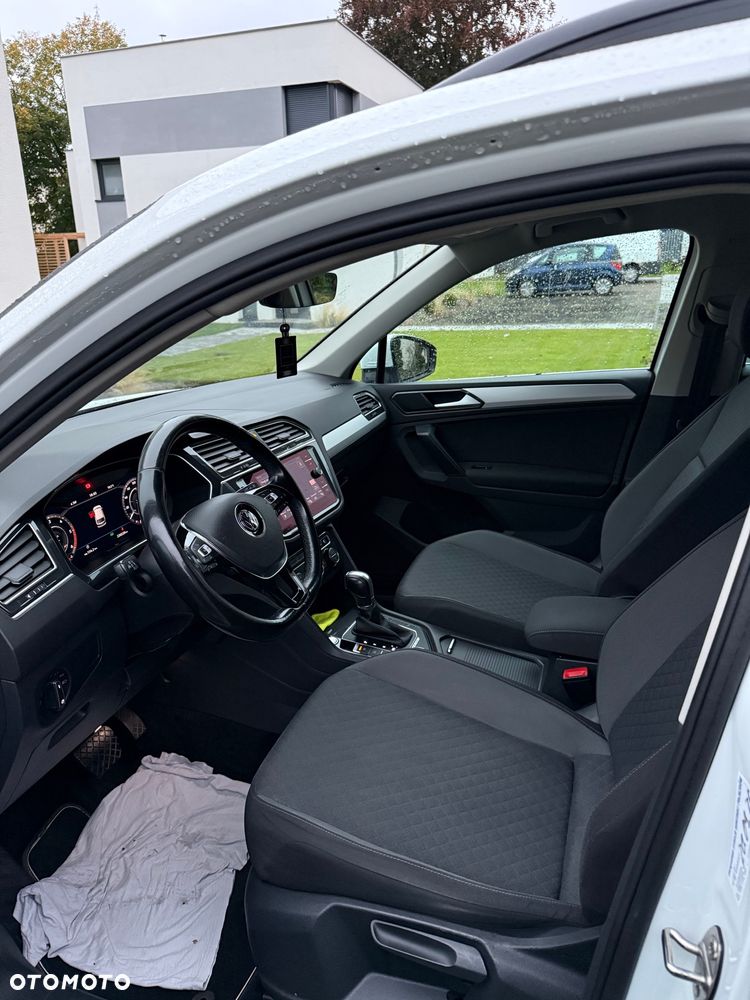 Volkswagen Tiguan - 6