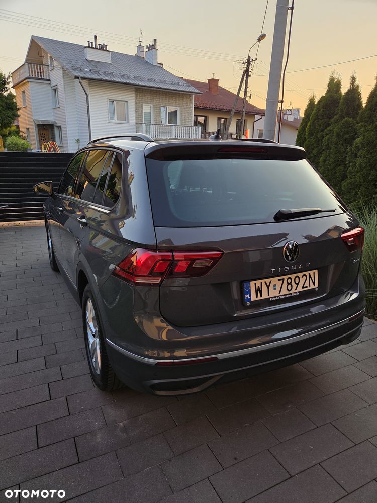 Volkswagen Tiguan - 4