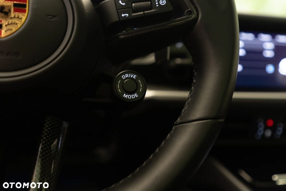 Porsche Cayenne Standard - 25
