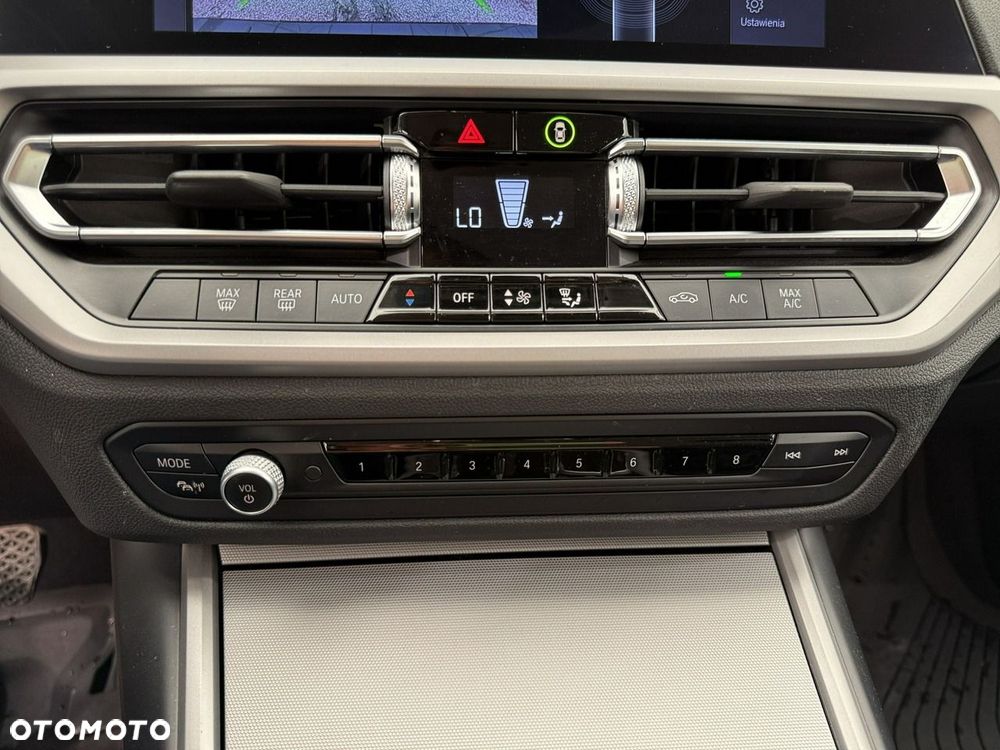 BMW Seria 3 - 22