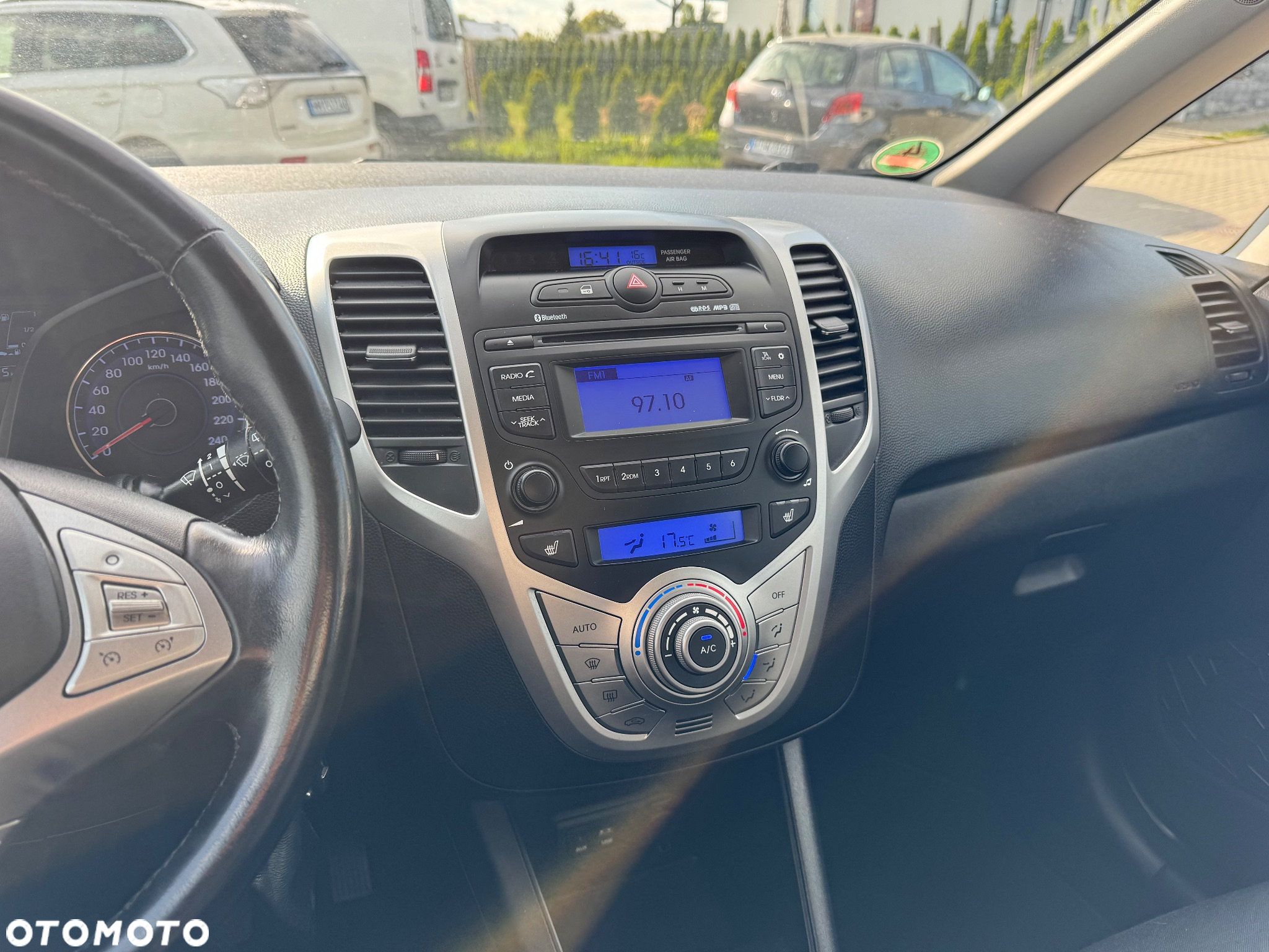 Hyundai ix20 1.6 CRDi blue Style - 19