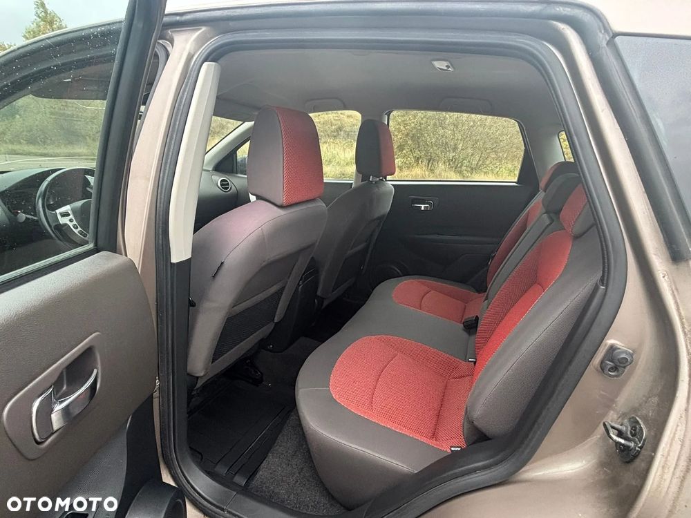 Nissan Qashqai 1.5 dCi Tekna - 9