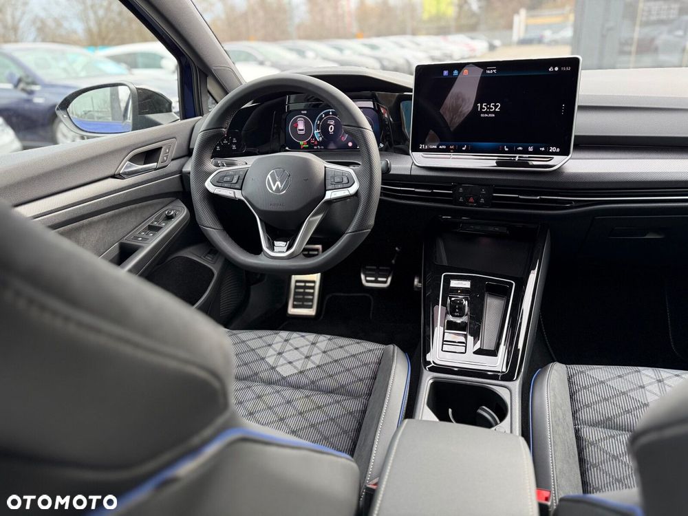 Volkswagen Golf Variant - 14