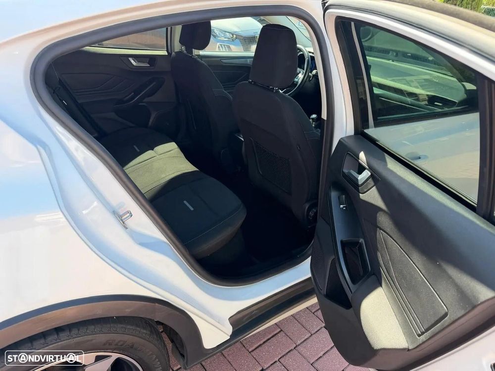 Ford Focus 1.0 EcoBoost Titanium - 20