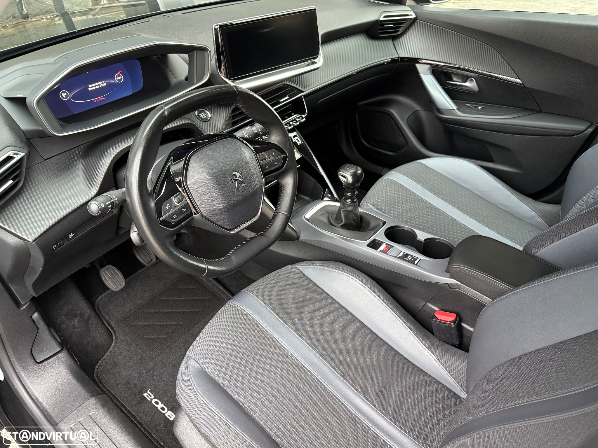 Peugeot 2008 1.2 PureTech Allure - 13