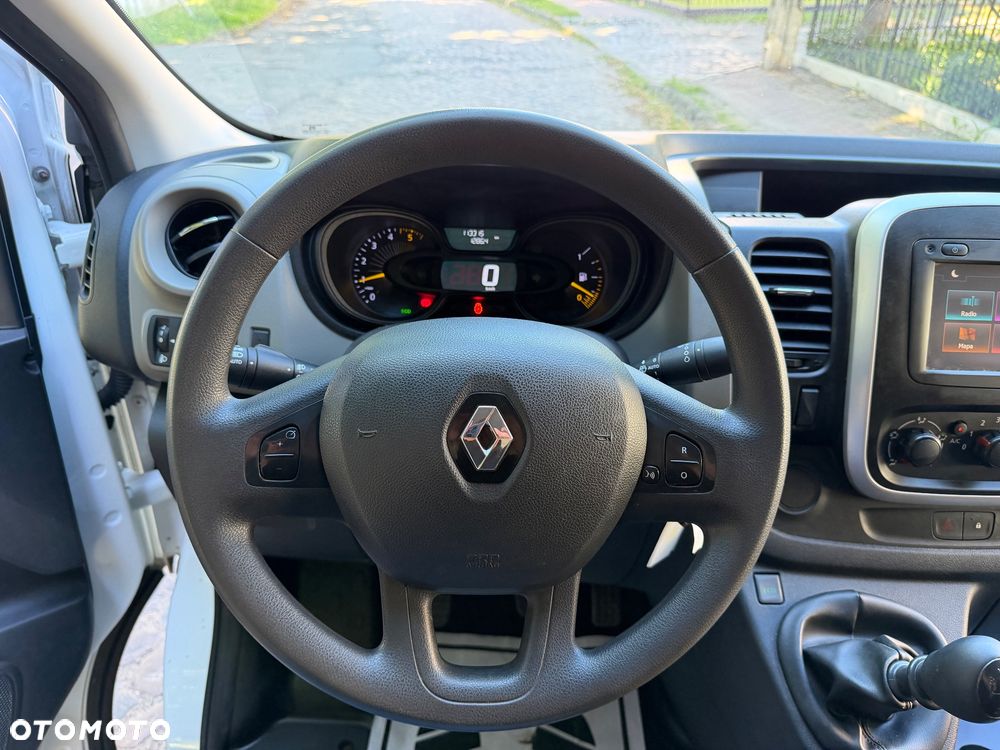 Renault Trafic - 13