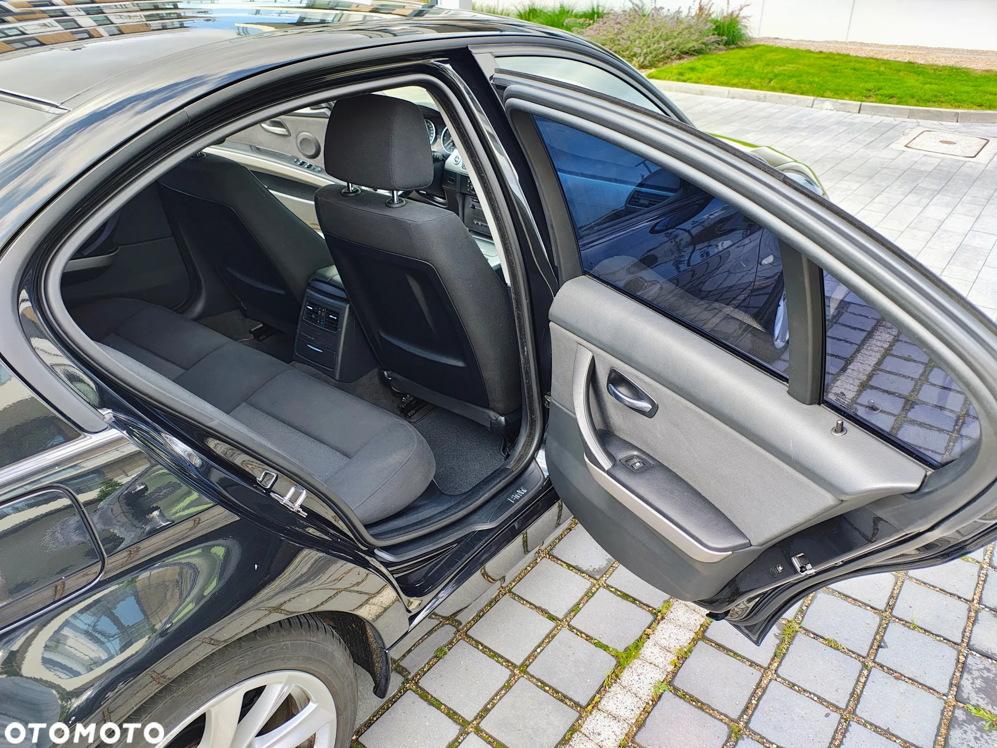 BMW Seria 3 318i - 11