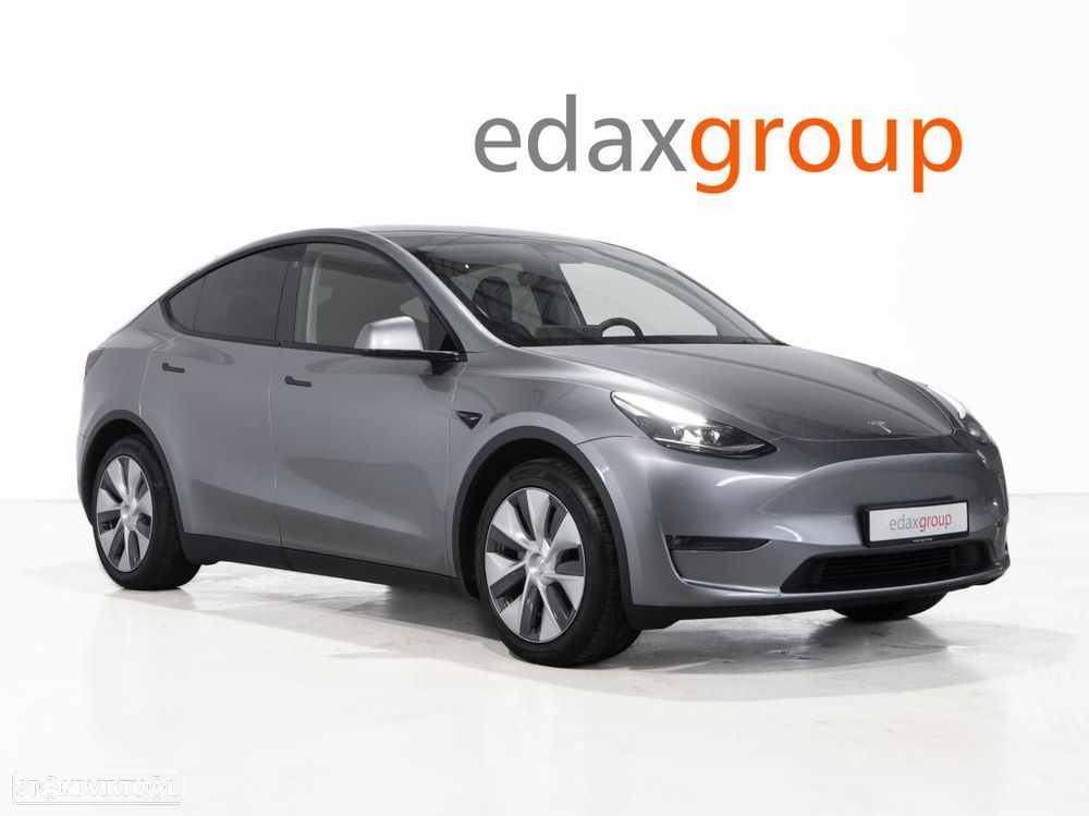 Tesla Model Y Long Range Dual Motor AWD - 1