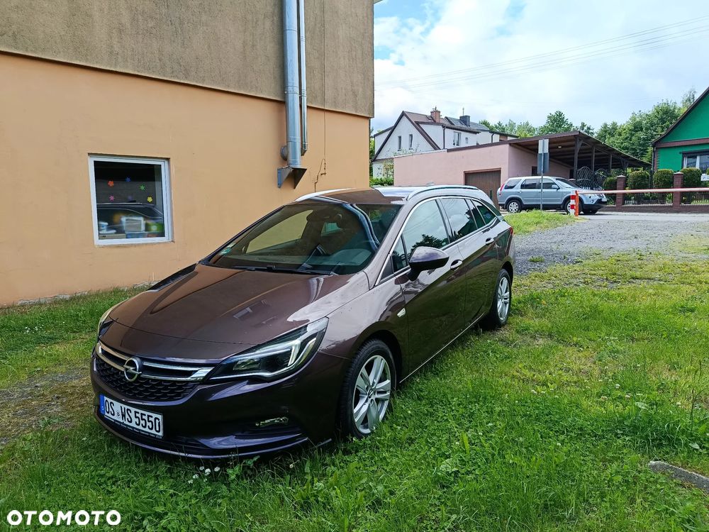 Opel Astra 1.4 Turbo Exklusiv - 1