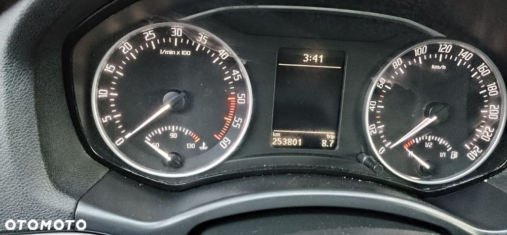 Skoda Octavia 1.6 TDI DPF Elegance - 6