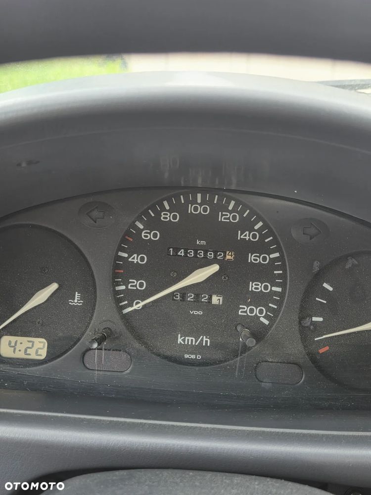 Nissan Micra - 12
