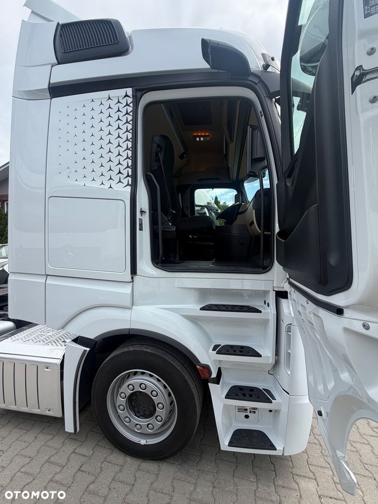 Mercedes-Benz Actros L 1851 Big LowDeck Bogata wersja - 31