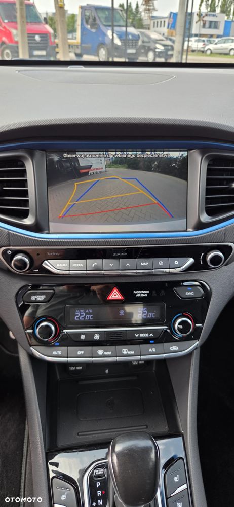 Hyundai IONIQ 1.6 GDI Premium - 31