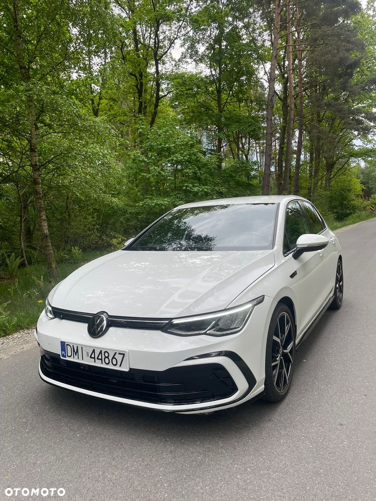 Volkswagen Golf 1.5 eTSI R-Line DSG - 4