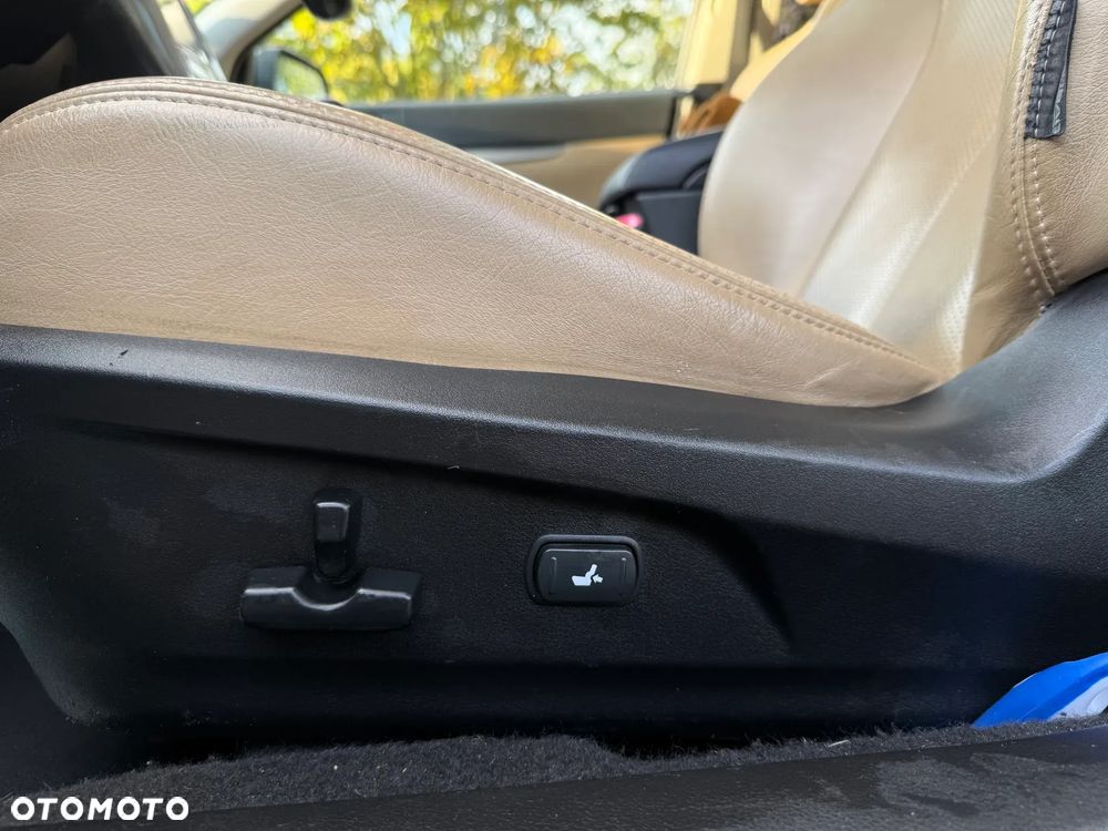 Subaru Outback 2.0 D Trend - 26