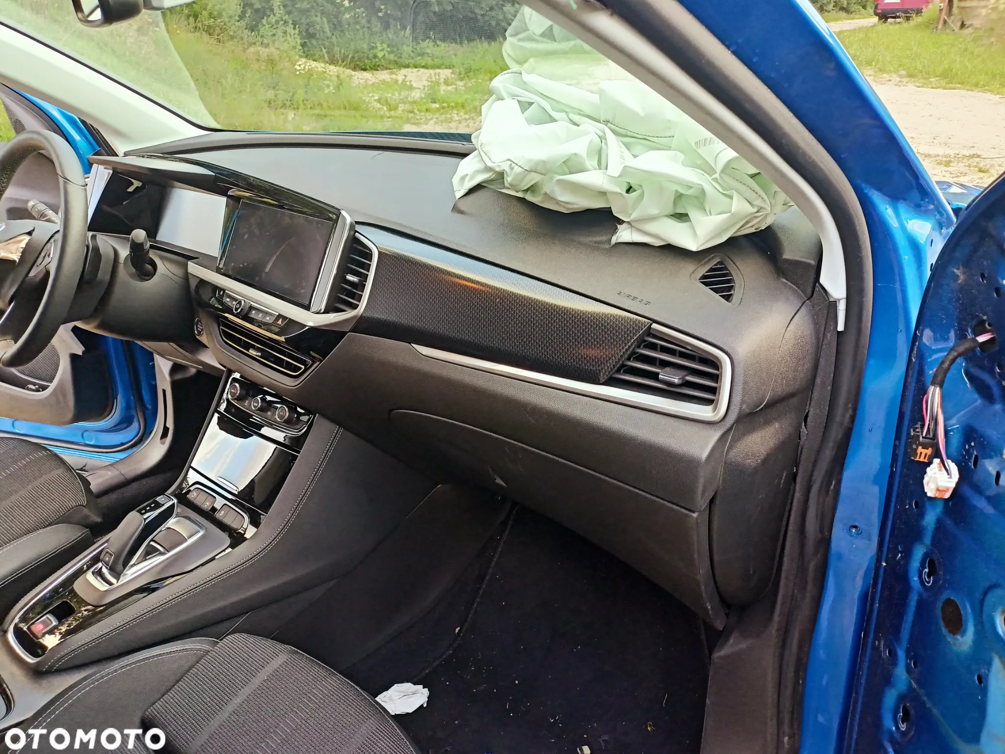 Opel Grandland 1.2 DI Automatik Business Edition - 29