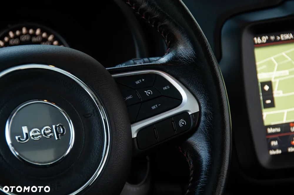 Jeep Renegade 2.0 MultiJet Trailhawk 4WD S&S - 37